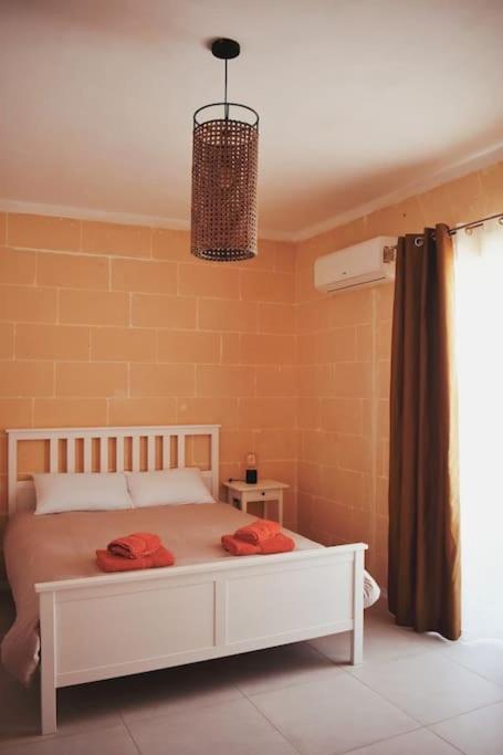 Seaview 2-Bedroom Apartment In ซเลนดิ ภายนอก รูปภาพ